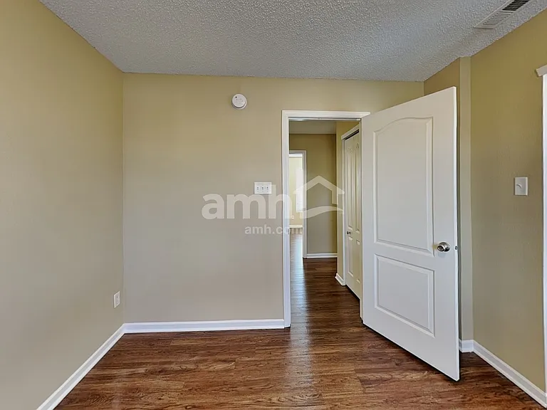 8340 Abbey Dell Dr — Photo 17