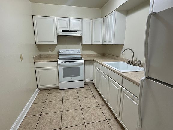3rd image of 837 Conti St APT 3B