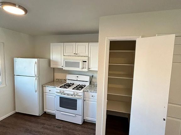 4th image of 9739 Winter Gardens Blvd Unit 10