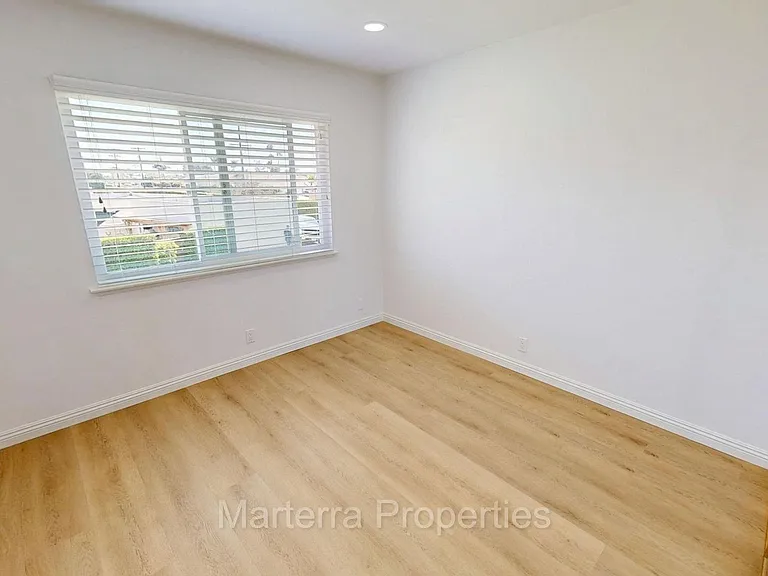 17755 La Rosa Ln — Photo 14