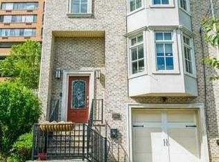 1556 River Rd #C, Edgewater, NJ 07020