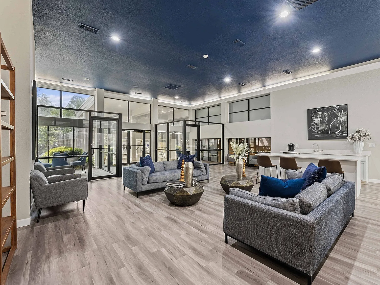 Mylo Apartment Homes — Photo 3