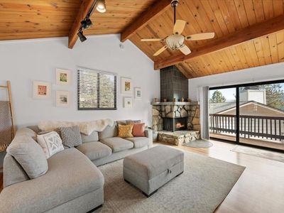 355 Mullins Dr, Big Bear City, CA, 92314