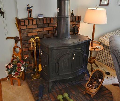 4th image of 3746 Twin Lakes Dr