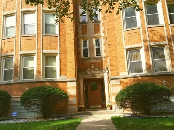 8134 S Calumet Ave, Chicago, IL 60619