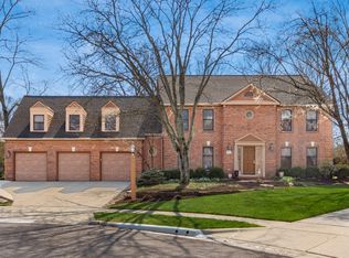 941 Robbins Way, Worthington, OH 43085