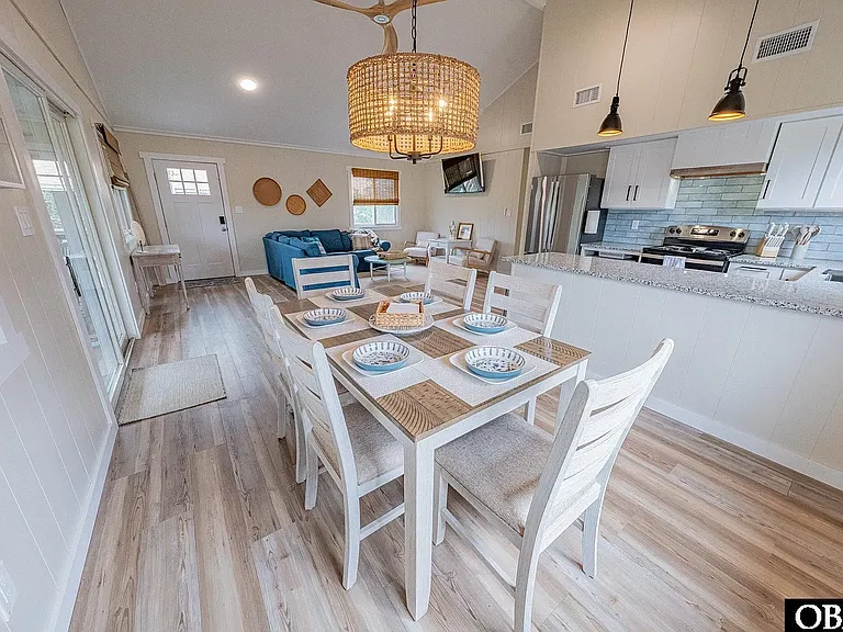 46105 Cape Point Way — Photo 22