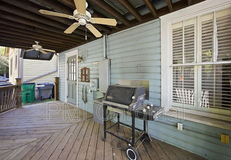 523 N Pine St — Photo 22