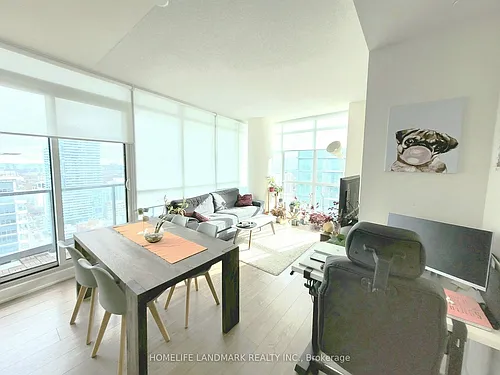 30 Roehampton Ave #3110 Photo 1