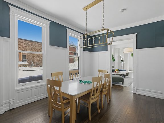 2nd image of 850 W Oakdale Ave #3