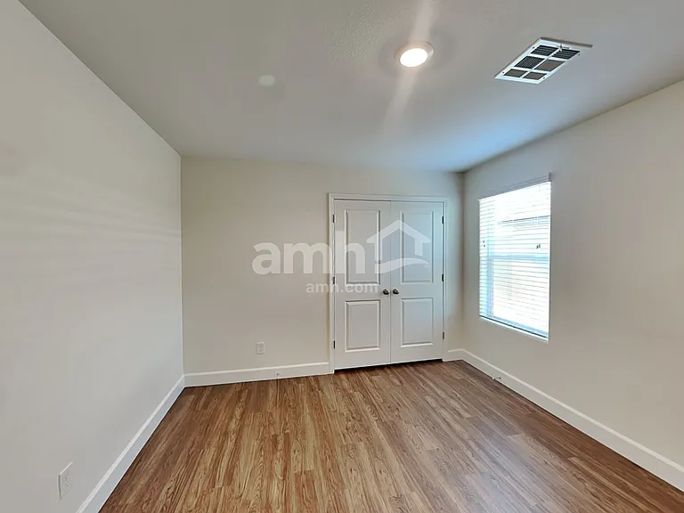 9259 Baylee Bay Ct — Photo 11