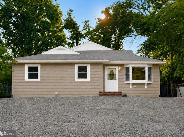 256 Nautilus Dr, Manahawkin, NJ 08050