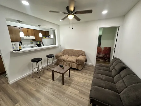 2911 Prairie Flower Cir #C, Bryan, TX 77802