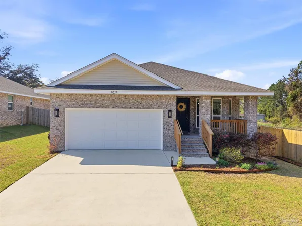 5057 Quarter Deck St, Pensacola, FL 32526