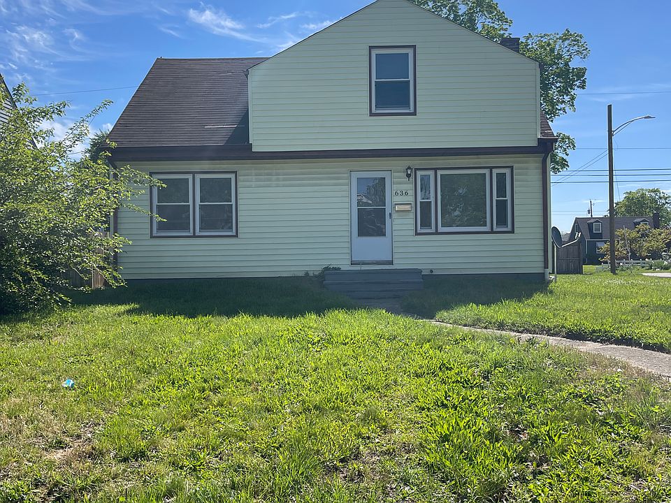 2nd image of 636 S Ashburton Rd