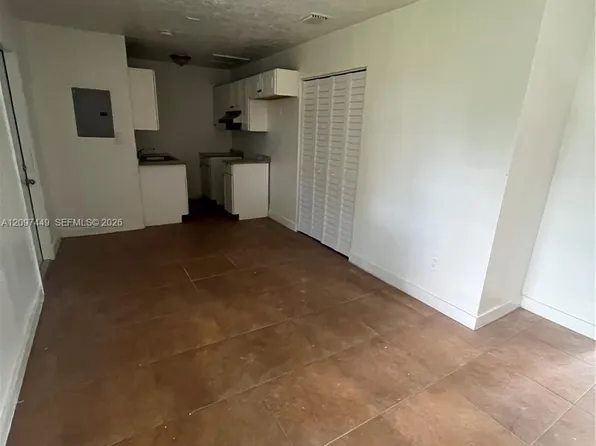 2981 NW 195th St, Miami Gardens, FL 33056