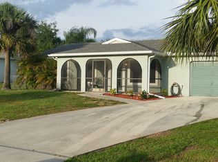 909 SW 12th Ave, Cape Coral, FL 33991