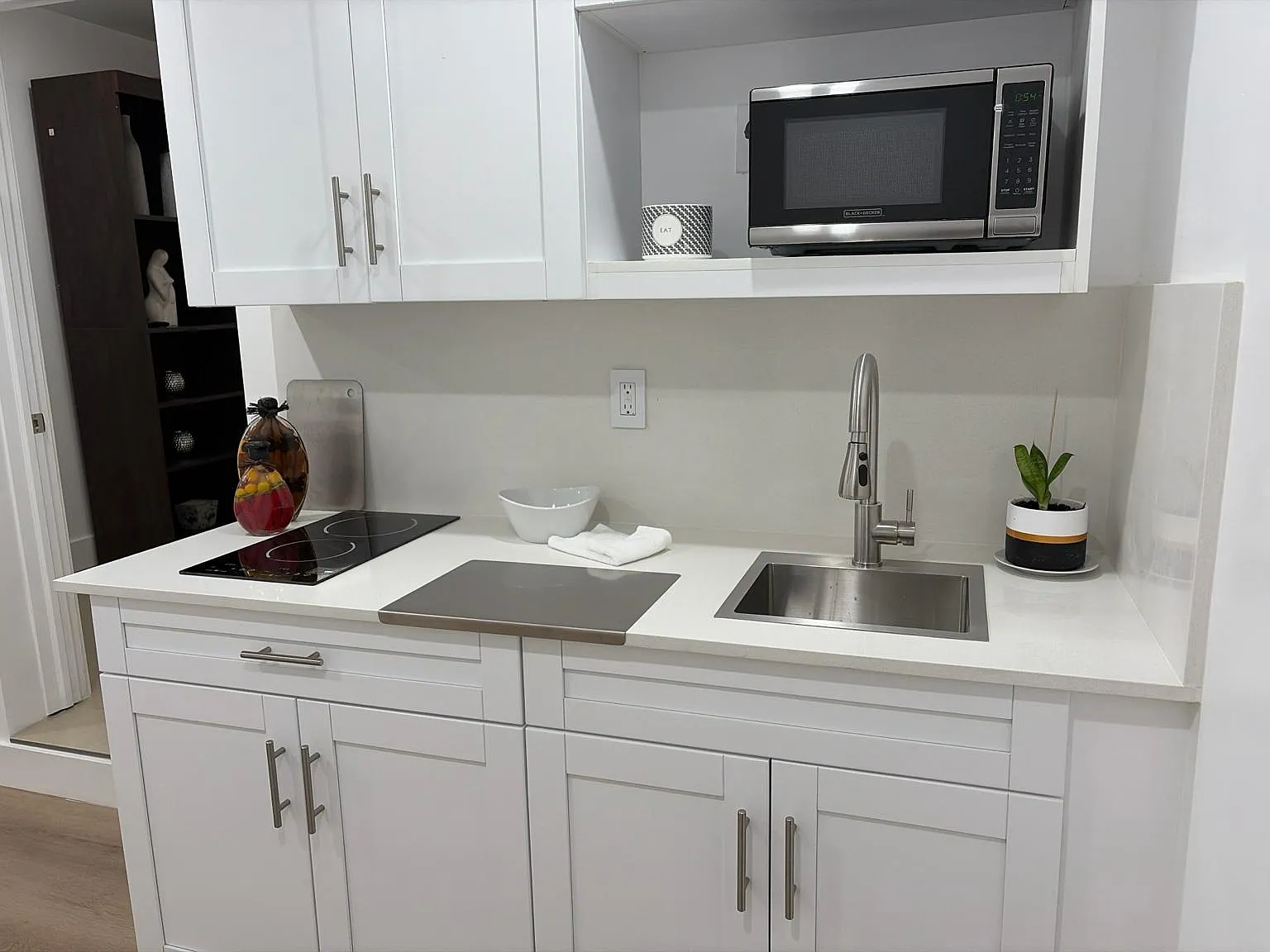 1 bed, 350 sqft, $1,795 — Photo 2