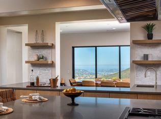 3992 Rancho Summit Dr, Encinitas, CA 92024