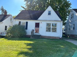 15708 Maplewood Ave, Maple Heights, OH 44137