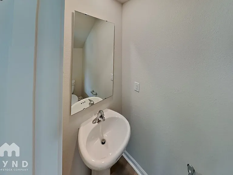7124 Galway City St — Photo 16