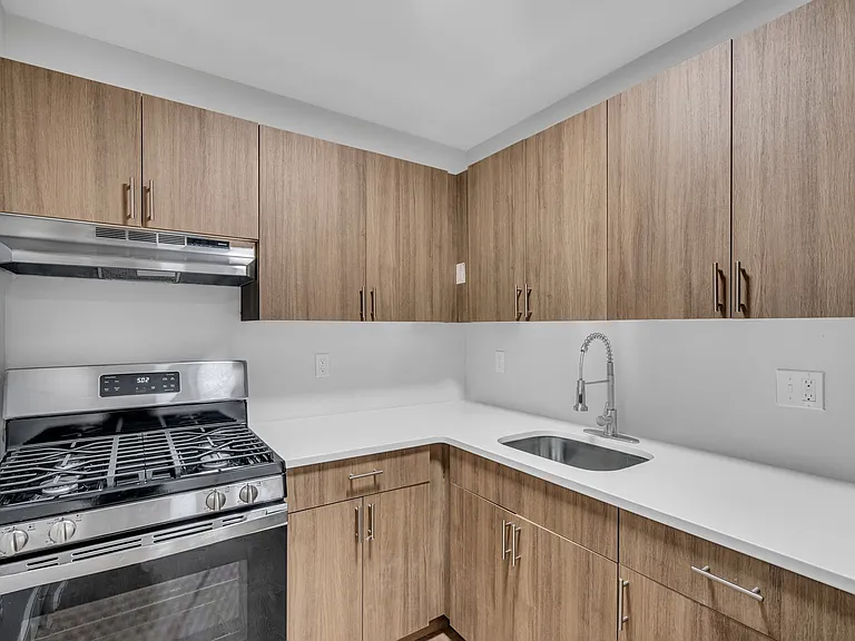 Ambassador Apartments — Photo 25