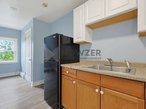 54 Broadway, Taunton, MA 02780