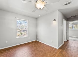 1027 N Paddock St #B, Stephenville, TX 76401