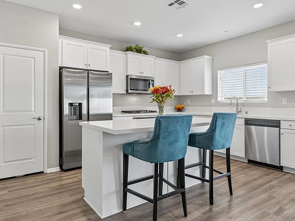 4th image of 28331 Memory Ln