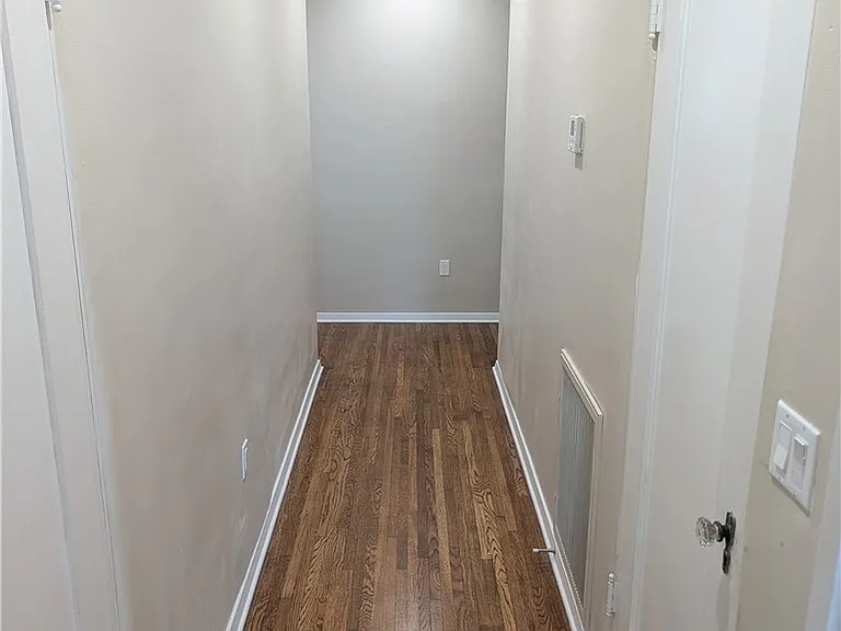 2609 Birch St — Photo 14