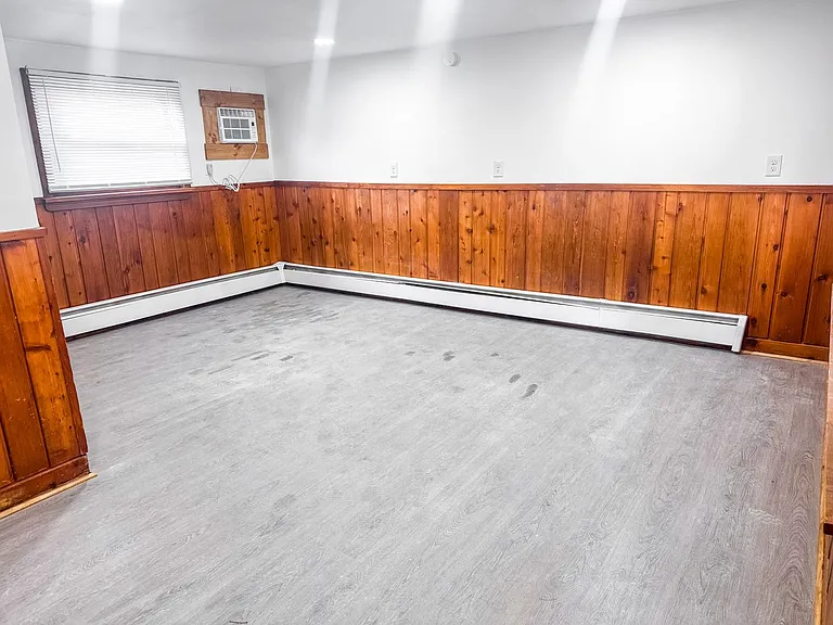 420 Edgewood Ave E — Photo 1