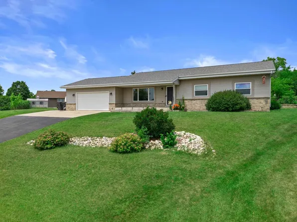 424 Clover COURT, Eagle, WI 53119