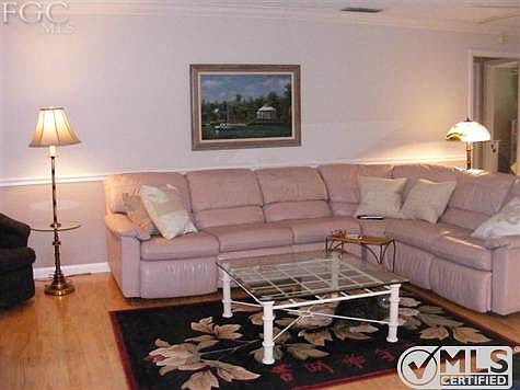 4th image of 1279 Broadwater Dr