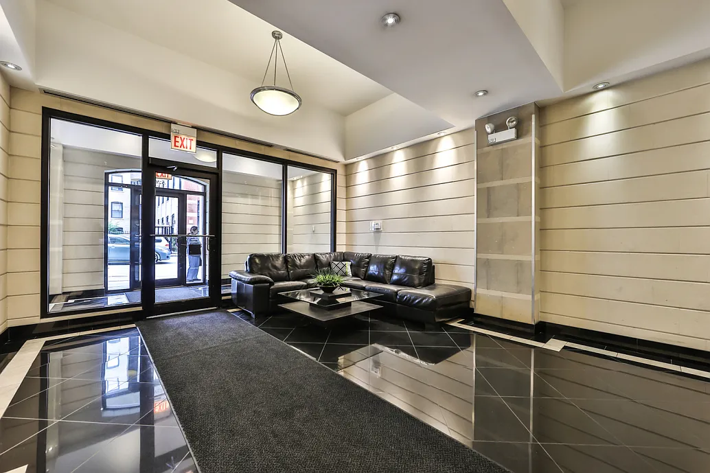 2 bed, 1250 sqft, $3,500 — Photo 2