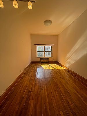 2nd image of 17 W 74th St APT 4A