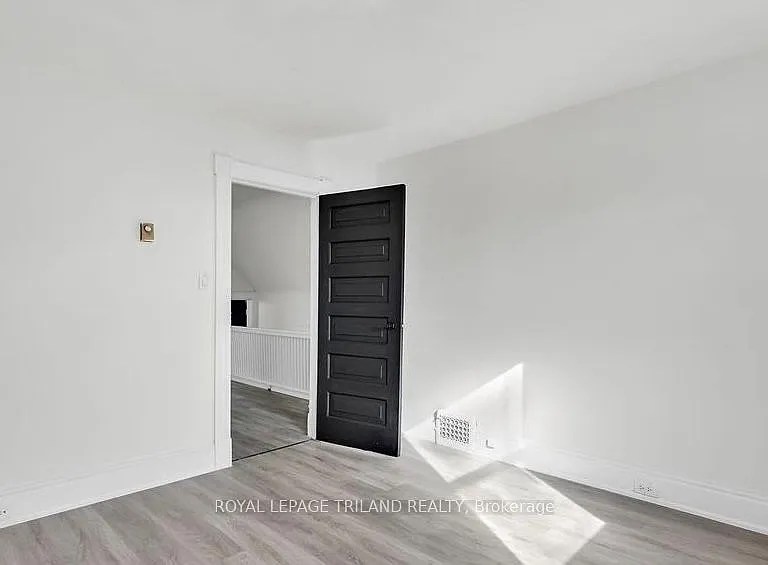 96 Forest Ave #UPPER — Photo 10