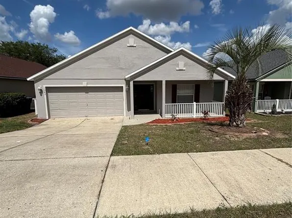 1063 Bluegrass Dr, Groveland, FL 34736