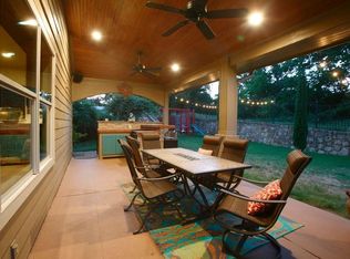 2904 Greenway Dr, Burleson, TX 76028