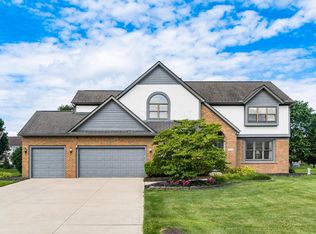 12729 Oakmere Dr, Pickerington, OH