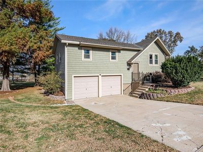 919 S Montclaire Dr, Olathe, KS, 66061