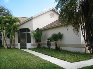 1042 Fairfax Cir W, Boynton Beach, FL 33436