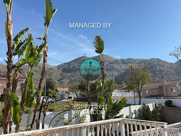 21498 Townsendia Ave — Photo 24
