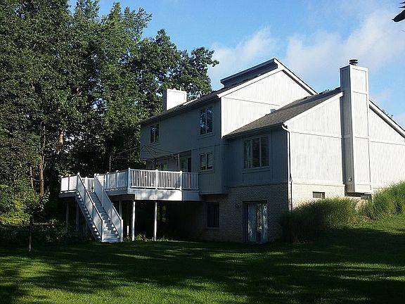 4th image of 2895 Bay Vista Dr