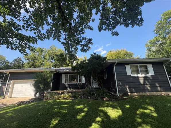 416 E Spring St, Eaton, OH 45320