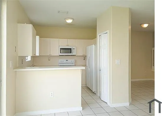 1486 SE 24th Ct — Photo 23