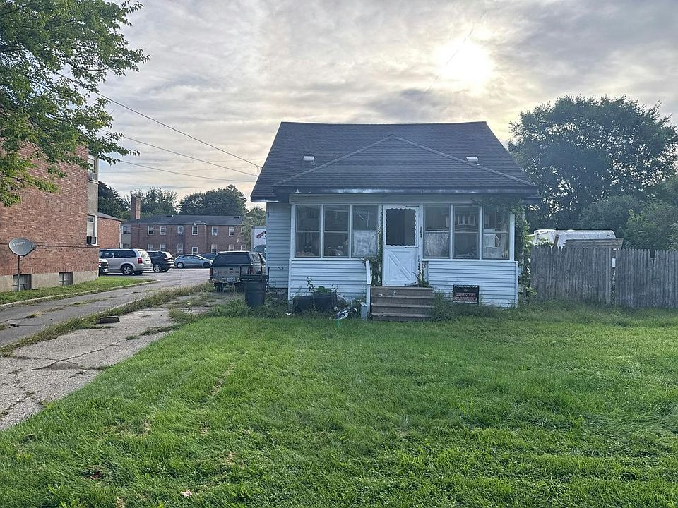1st image of 601 17th St