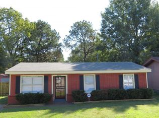 4696 Laughlin Rd, Memphis, TN 38118