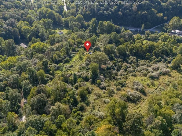 146 Robinson Holw, Elkview, WV 25071