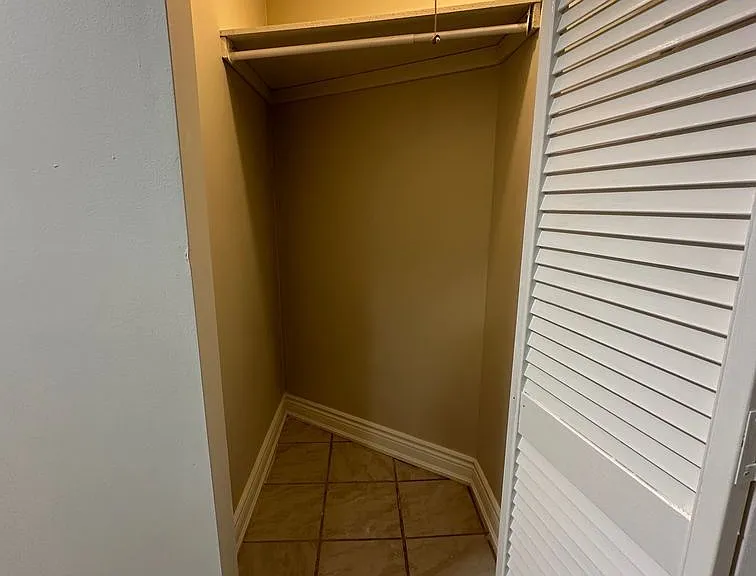 5418 Loonlake Ave #BASEMENT — Photo 13