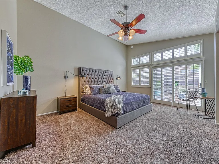 8421 Honeywood Cir — Photo 8